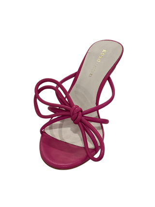 Barely, Fuchsia