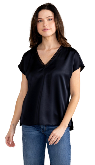 Joan Top, Black