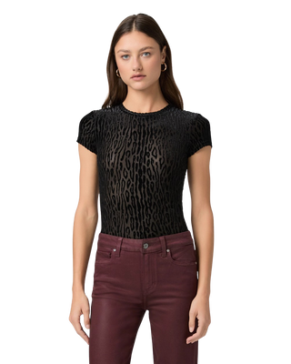 Elsa Tee, Black