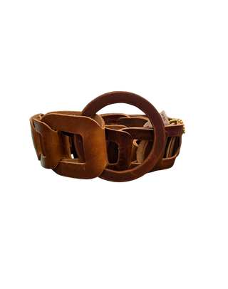 Inian Belt, Brandy